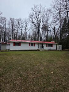1149 Leeward Ln, Saint Helen, MI, 48656