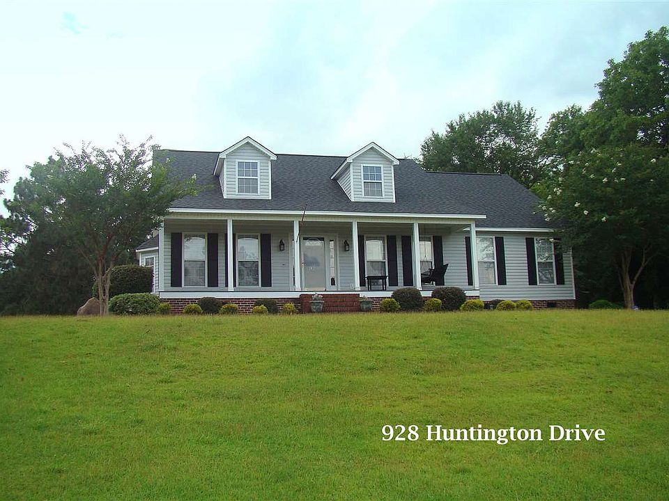 1st image of 928 Huntington Dr