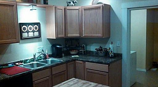 3rd image of 442 N Perry St