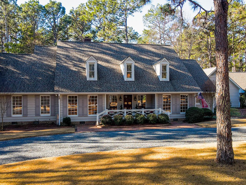1st image of 15 Bel Air Drive