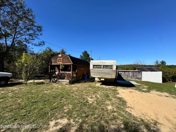 445 Waller Rd, Leakesville, MS 39451