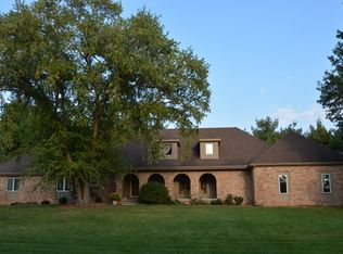 2096 SE Browns Woods Pl, West Des Moines, IA 50265