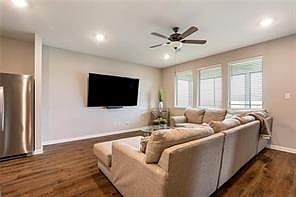 5th image of 4356 Marais River Dr