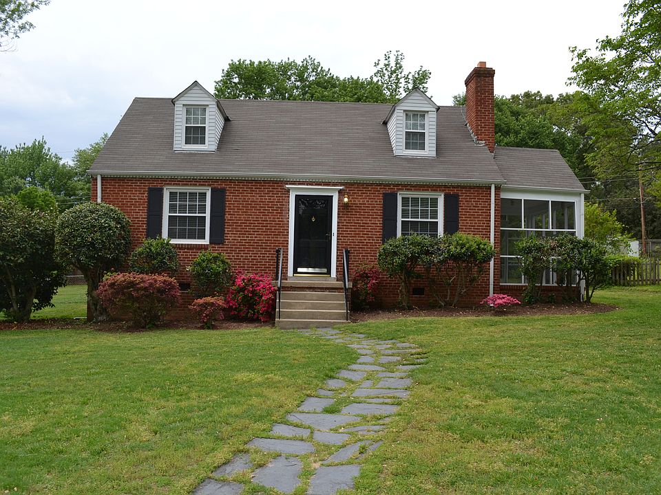 1st image of 1204 Emily Ln