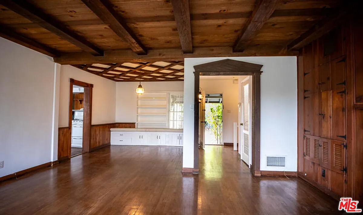 Building Photo - 12056 Laurel Terrace Dr