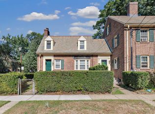 22 Sims St, Bridgeport, CT 06604