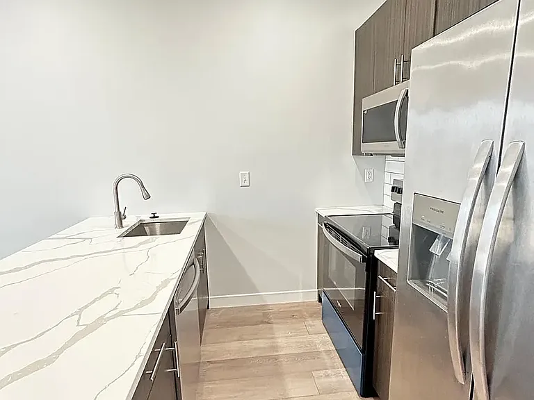 2419 N 7th St #D30 — Photo 5