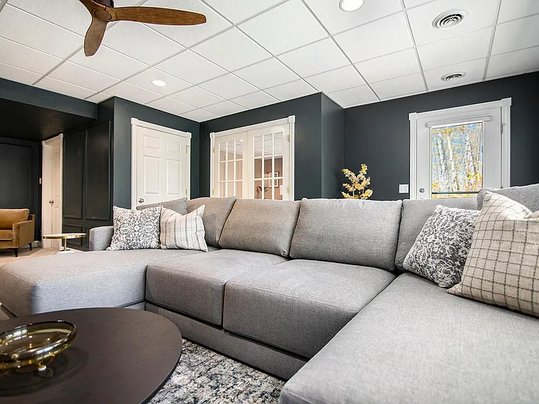 8940 Sunset Cir — Photo 10