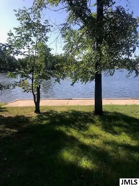 123 Nottingham Dr photo 1