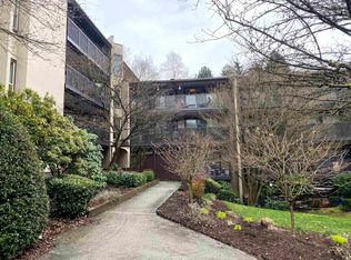 9867 Manchester Dr #515, Burnaby, BC V3N 4P6