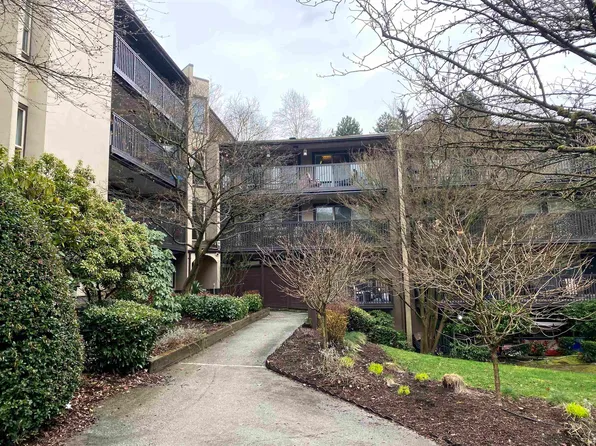 9867 Manchester Dr #515, Burnaby, BC V3N 4P6