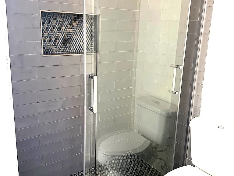 3827 Bowser Ave #L — Photo 2