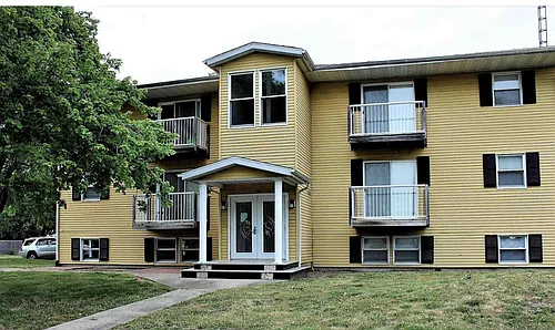 801 Deerfield Rd #2 Photo 1
