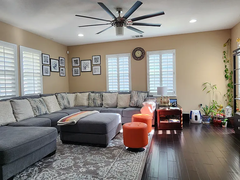 4702 Lee Thompson St — Photo 12