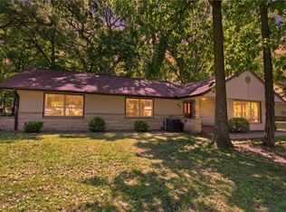804 Hickory Hill Dr, Effingham, IL 62401