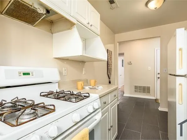 2942 Yorkway #A, Dundalk, MD 21222