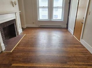 28 Carlisle St #4, Gettysburg, PA 17325