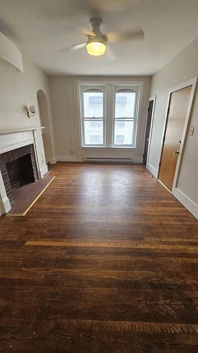 Building Photo - 28 Carlisle St #4