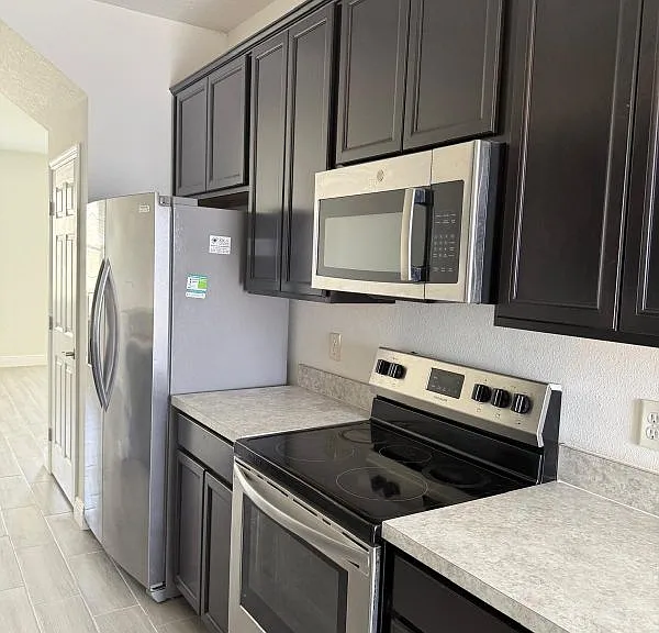 188 Holly Village Dr #189 — Photo 2