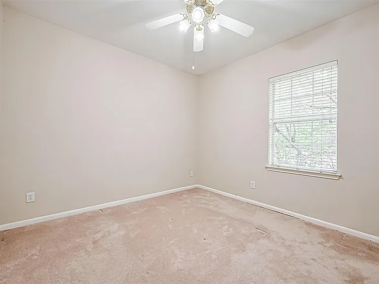 5547 Cranston Ct — Photo 25