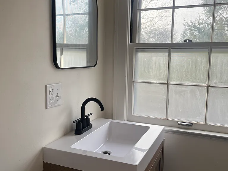 1 Jo Harry Dr — Photo 20