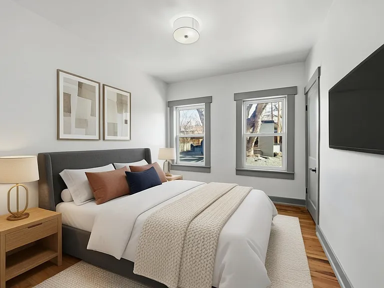 296 S Lafayette St — Photo 3