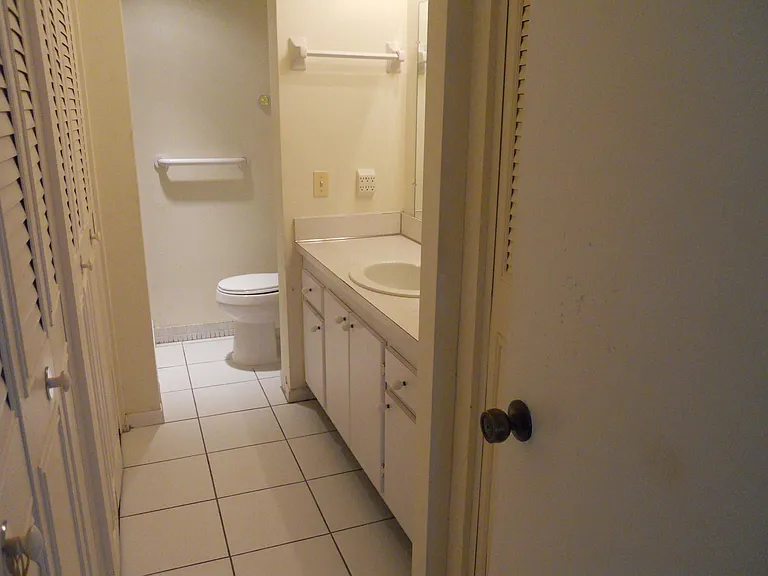 250 NE 20th St #123S — Photo 22