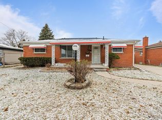 4044 Fox St, Inkster, MI 48141