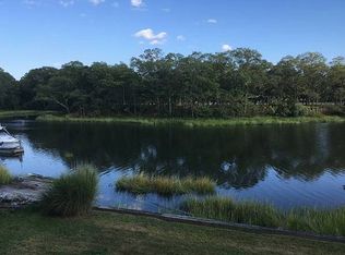 46 Beach Point Dr, Riverside, RI 02915