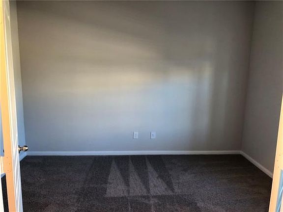5th image of 125 Hollis Ln