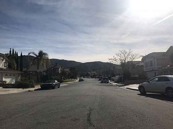 4th image of 15369 Daybreak Ln