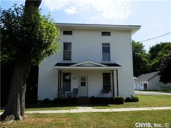 140 Esselstyne St, Cape Vincent, NY 13618