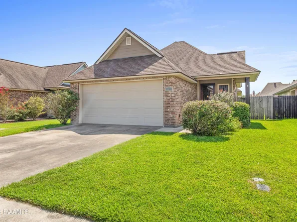 103 Canton Ct, Youngsville, LA 70592