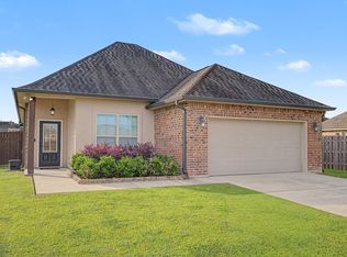 110 Hickory Knoll Ave, Gray, LA 70359