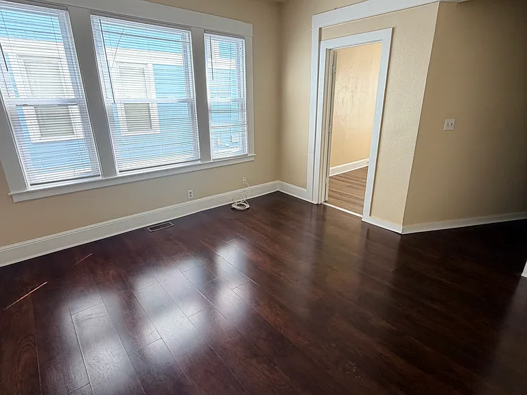 103 Sheffield Ave #1-0 — Photo 5
