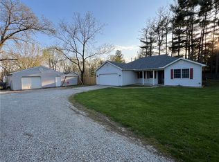 707 A County Rd #1100, Toledo, IL 62468