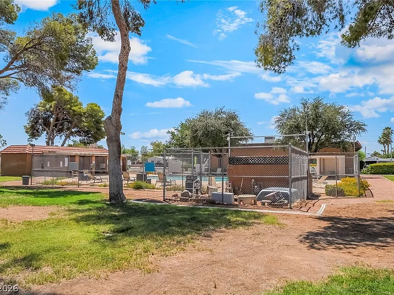 5402 Tahoe Dr — Photo 38