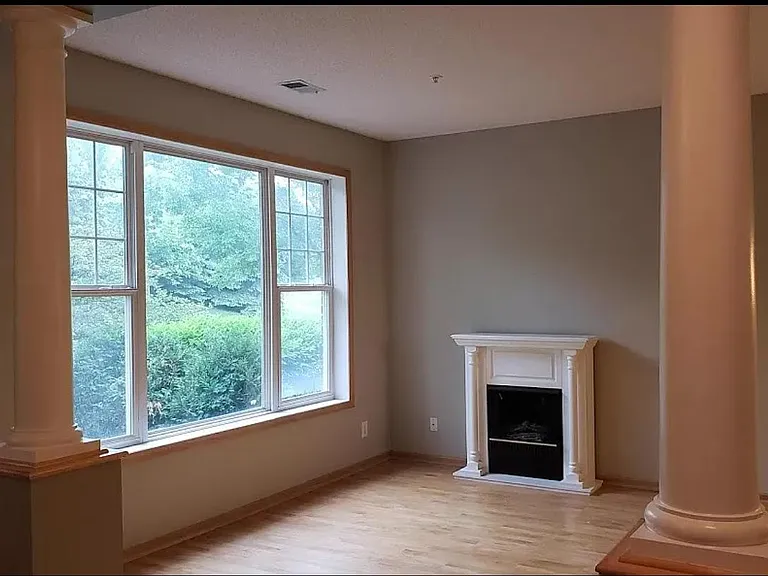 8441 Forestview Ln N — Photo 5