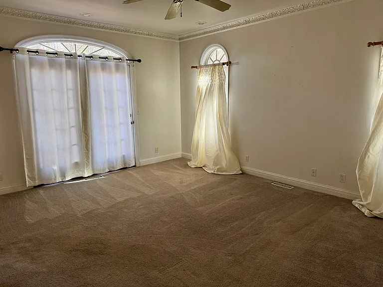 11200 Centaur Rd — Photo 21