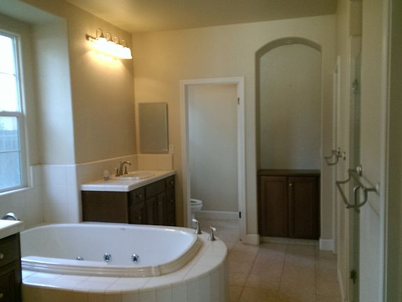 5th image of 1135 Blue Spur Cir