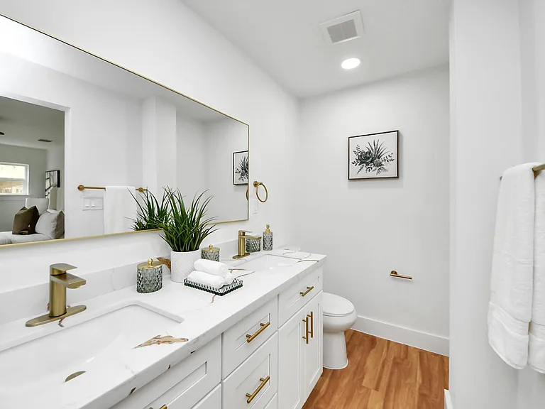 6249 Locke Ln — Photo 47