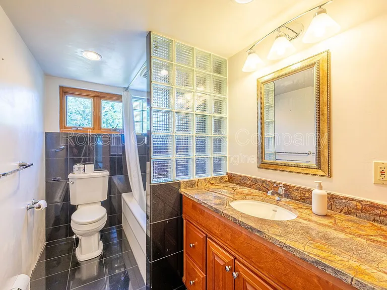 205 Jinny Hill Rd — Photo 16