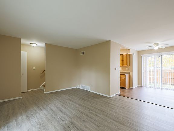 4th image of 3152 Medford Ct Unit 3152