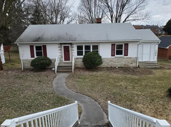 1444 S Fairlawn Dr, Covington, VA 24426