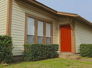2323 De Lee St APT 33, Bryan, TX 77802