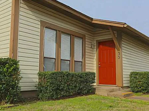 2323 De Lee St APT 33, Bryan, TX 77802