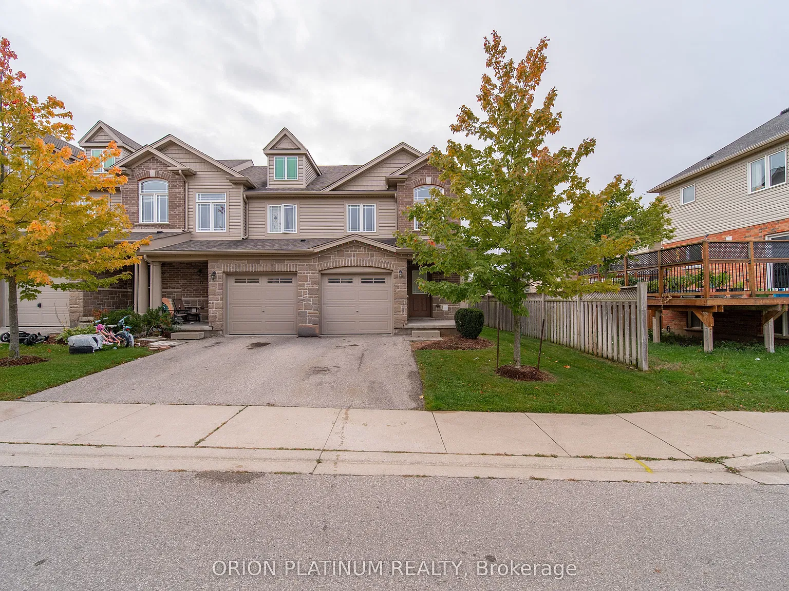 3 bed, $3,000 — Photo 2