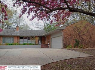 3720 S 40th St, Lincoln, NE 68506