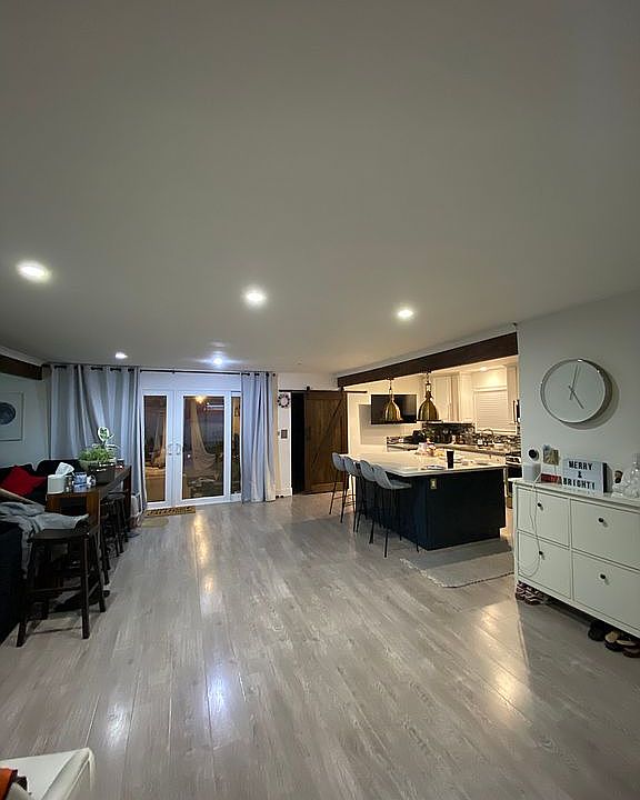 2nd image of 5508 Canehill Ave