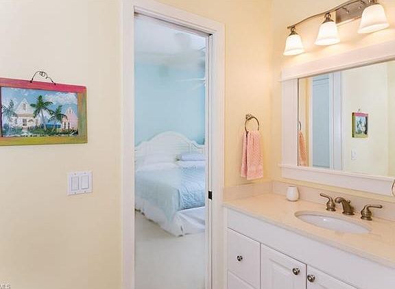 3rd image of 701 Anchor Dr